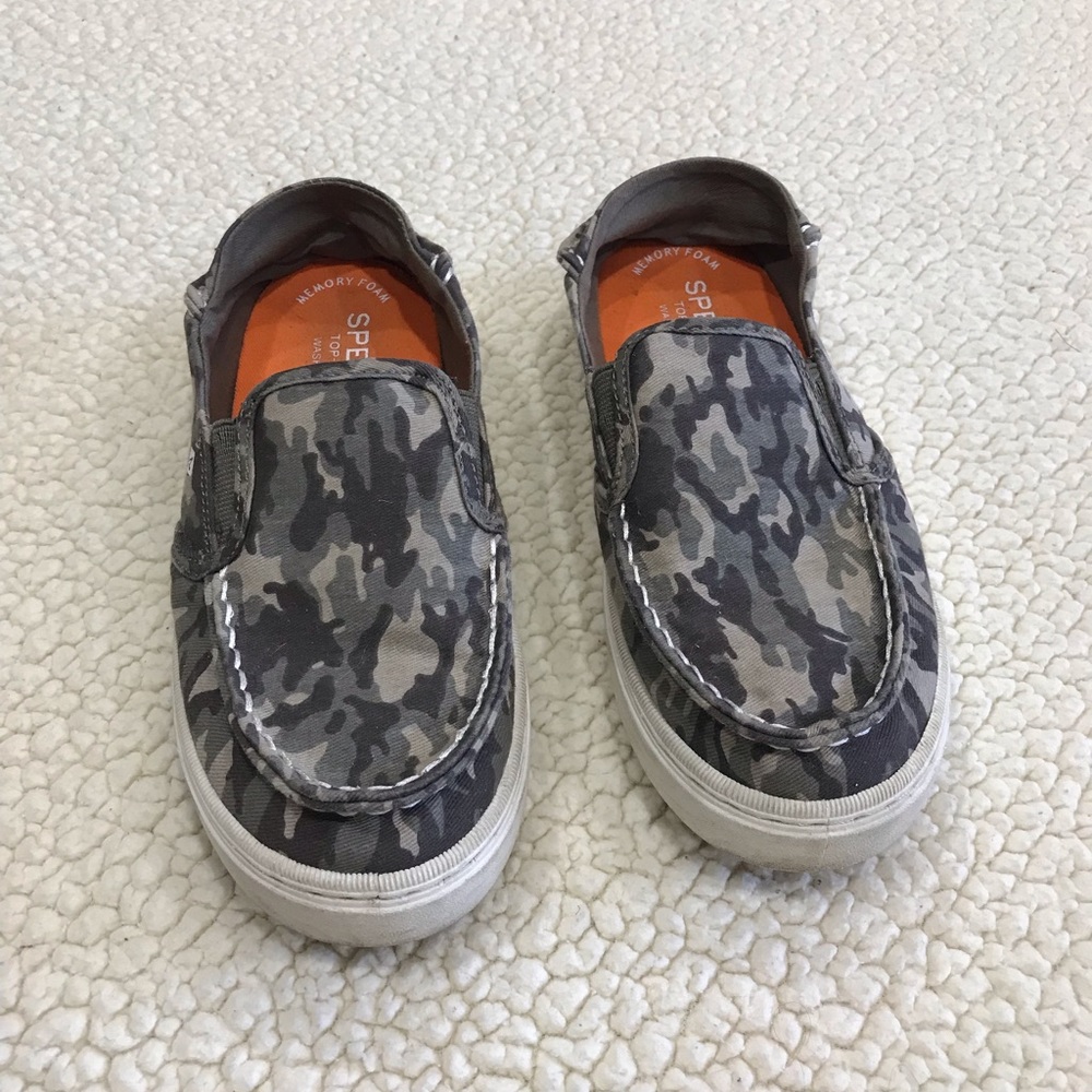 Sperry Top Sider Camouflage Camo Sneaker Shoes
Washable - Memory Foam
Youth 2